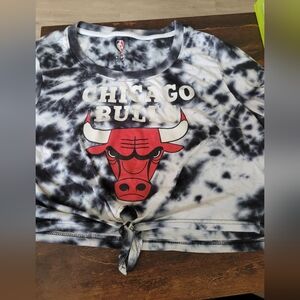 Womens Chicago Bulls Tie Dye Basketball Tied Crop Top XL